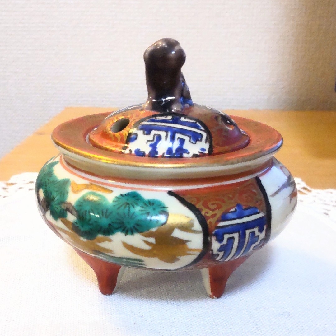九谷焼 骨董 九谷庄三 香炉 金彩 獅子三足香炉の通販 by 九谷焼 骨董 九谷庄三 香炉 金彩 獅子三足香炉の通販 by