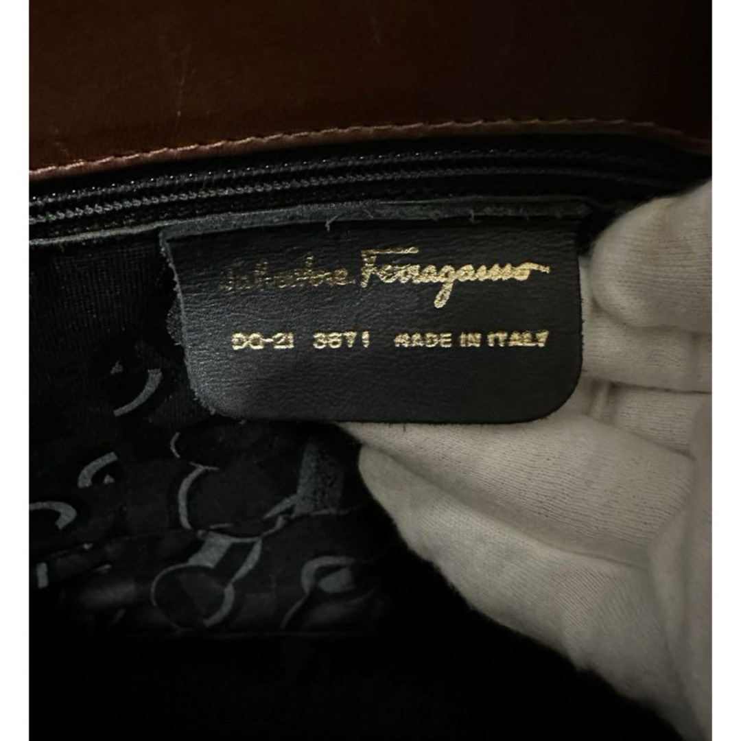 Salvatore Ferragamo - サルヴァトーレ フェラガモ ビジネス Salvatore Ferragamo - サルヴァトーレ フェラガモ ビジネス