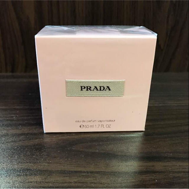 PRADA(プラダ)の4つまとめてセット販売Only コスメ/美容の香水(香水(女性用))の商品写真