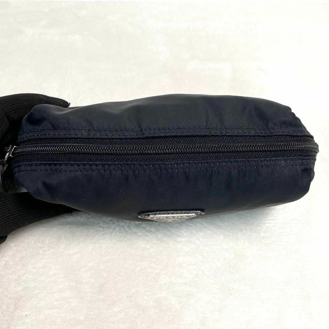 PRADA - 【正規品】PRADA ブラックナイロン 横長 ポーチ 三角 PRADA - 【正規品】PRADA ブラックナイロン 横長 ポーチ 三角