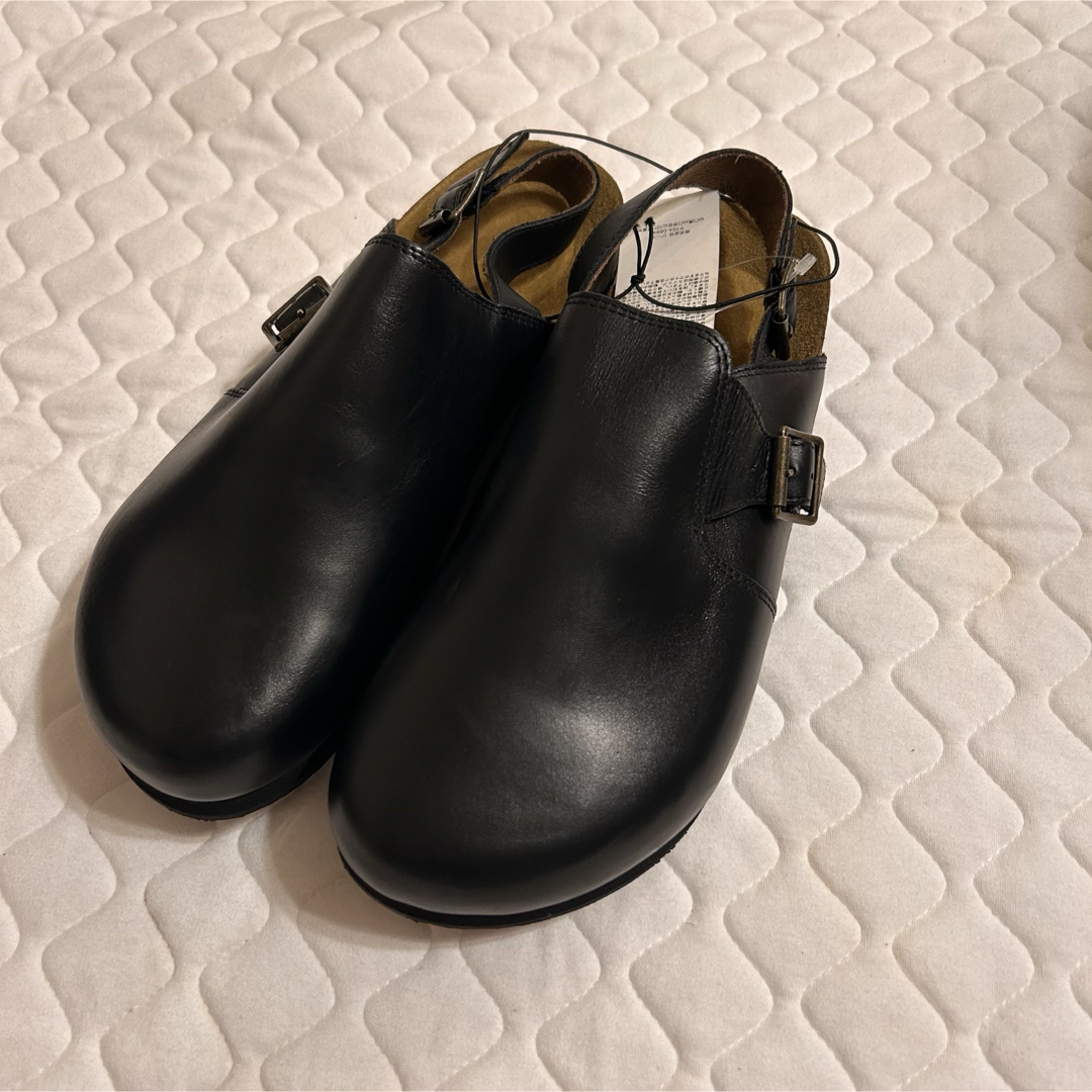 GU - 新品 GU リアルレザークロッグサンダル ブラック 28cmの GU - 新品 GU リアルレザークロッグサンダル ブラック 28cmの