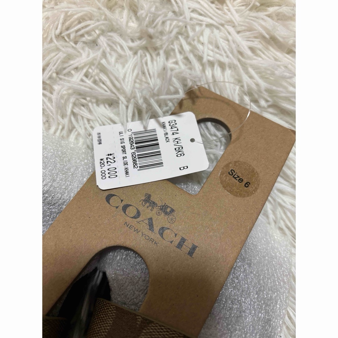 COACH - 新品 COACH コーチ スライド サンダルシグネチャー23.5 COACH - 新品 COACH コーチ スライド サンダルシグネチャー23.5