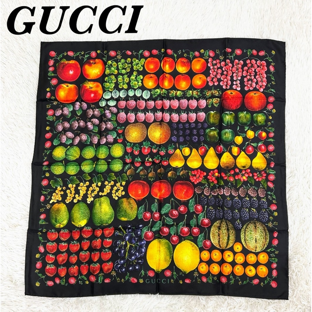 GUCCI - 【美品】GUCCI グッチ スカーフ フルーツ柄 マルチ GUCCI - 【美品】GUCCI グッチ スカーフ フルーツ柄 マルチ