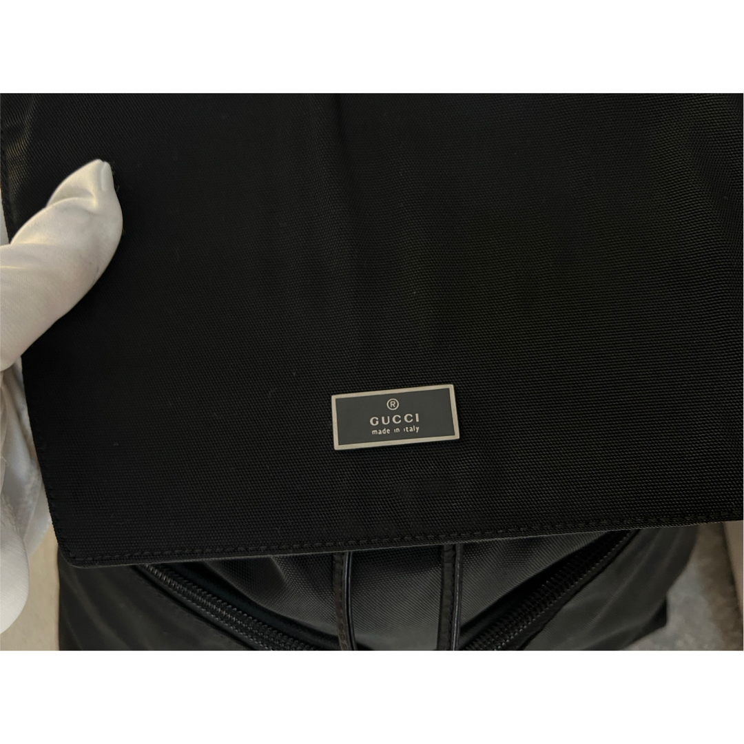 GUCCI - 正規品 グッチ リュックサック 巾着 バッグ レザー GUCCI - 正規品 グッチ リュックサック 巾着 バッグ レザー