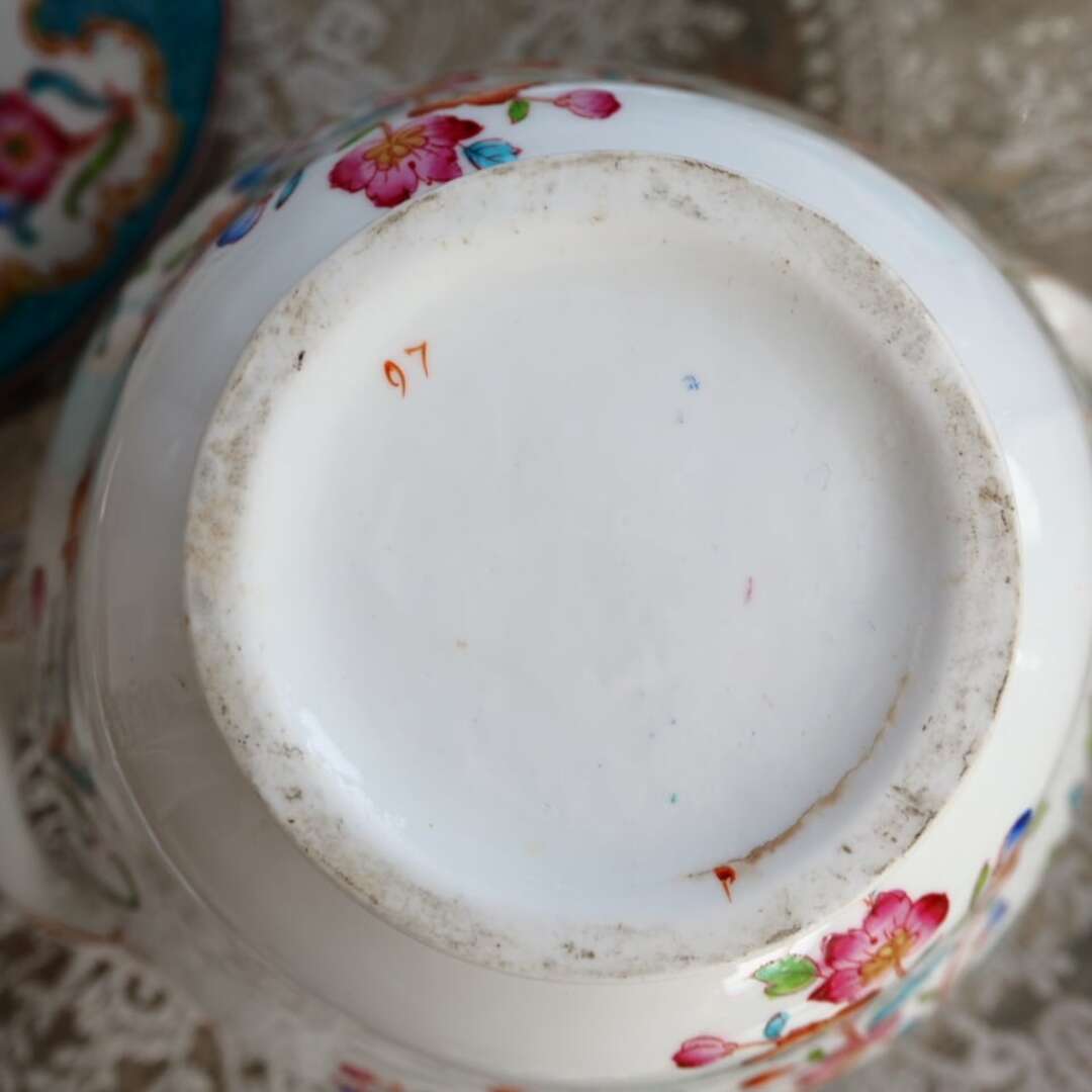 MINTON - 希少コウルドン ミントン 蓋つきポット シュガーポット MINTON - 希少コウルドン ミントン 蓋つきポット シュガーポット