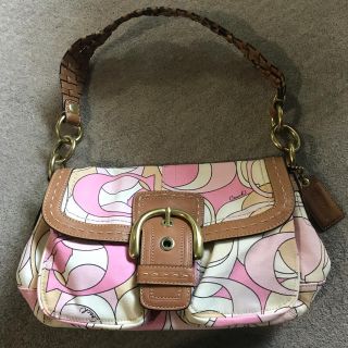 コーチ(COACH)の週末限定お値下げ COACH 春色バッグ(ショルダーバッグ)