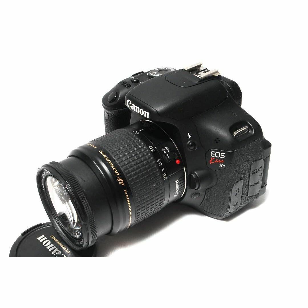 【激安アウトレット!】 届いたらすぐ使える♡ショット数1800枚 Canon Kiss X5 自撮りOK デジタルカメラ