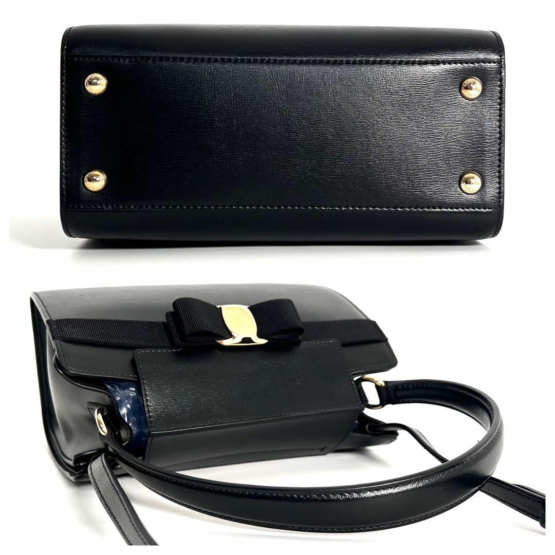 Salvatore Ferragamo - 新品 フェラガモ ショルダーバッグ Salvatore Ferragamo - 新品 フェラガモ ショルダーバッグ