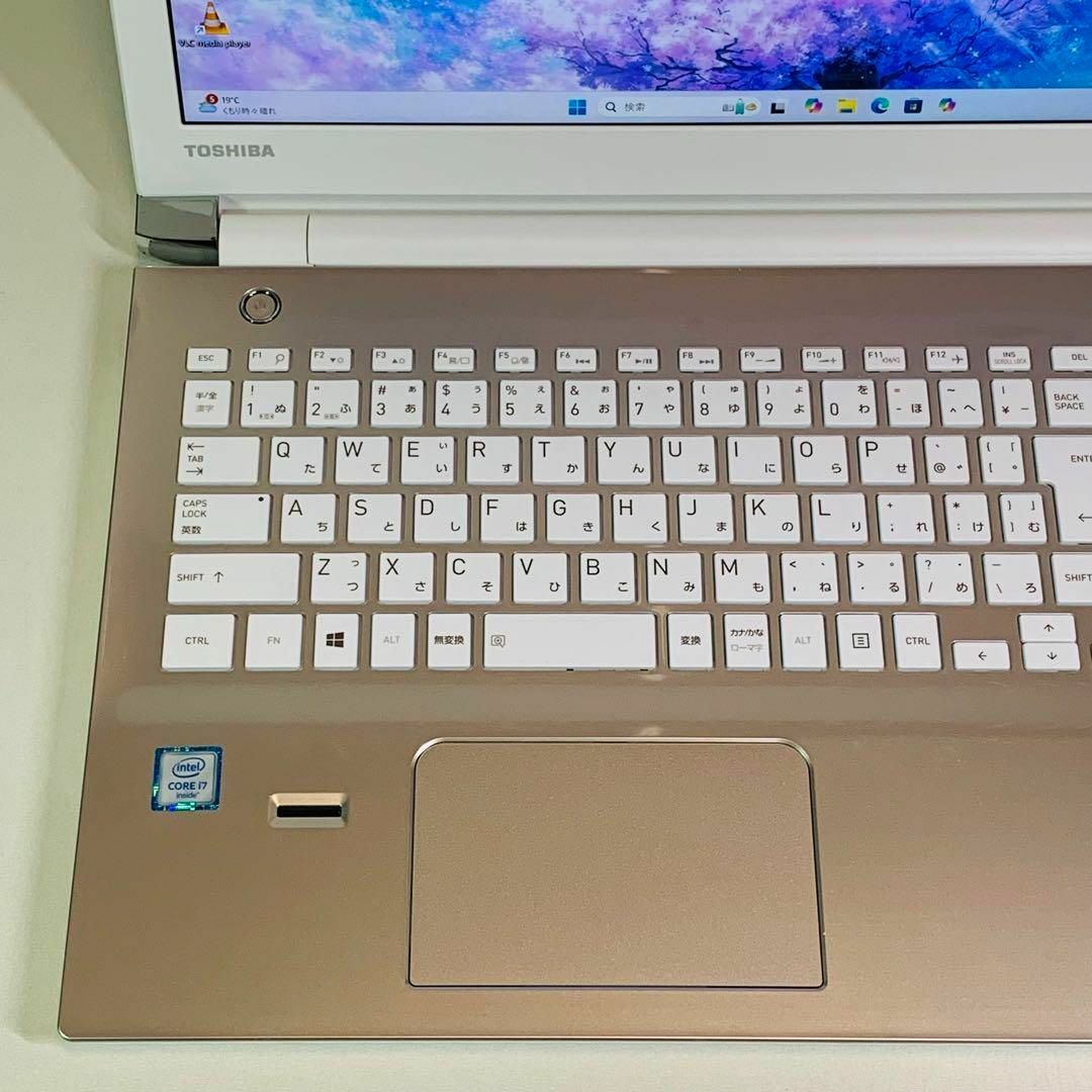 東芝 - Core i7✨SSD1TB✨16GB✨カメラ✨東芝✨ゴールド✨ノート 東芝 - Core i7✨SSD1TB✨16GB✨カメラ✨東芝✨ゴールド✨ノート