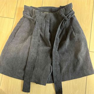 ザラ(ZARA)の美品！ZARA BASIC グレー キュロット XS スタイルアップ(キュロット)