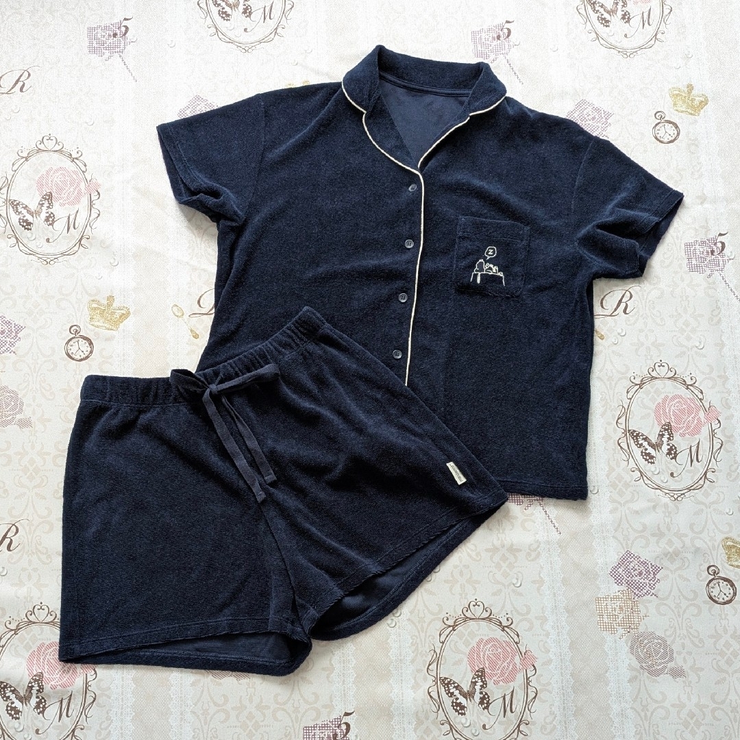 UNIQLO - ユニクロ スヌーピーパジャマ(ネイビー)の通販 by UNIQLO - ユニクロ スヌーピーパジャマ(ネイビー)の通販 by