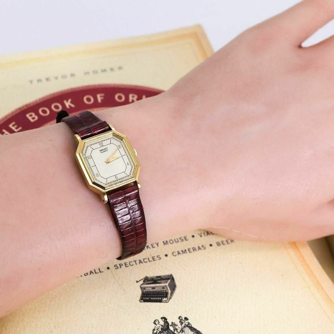 SEIKO - 稼働 SEIKO 腕時計 オクタゴン ゴールド アンティーク SEIKO - 稼働 SEIKO 腕時計 オクタゴン ゴールド アンティーク