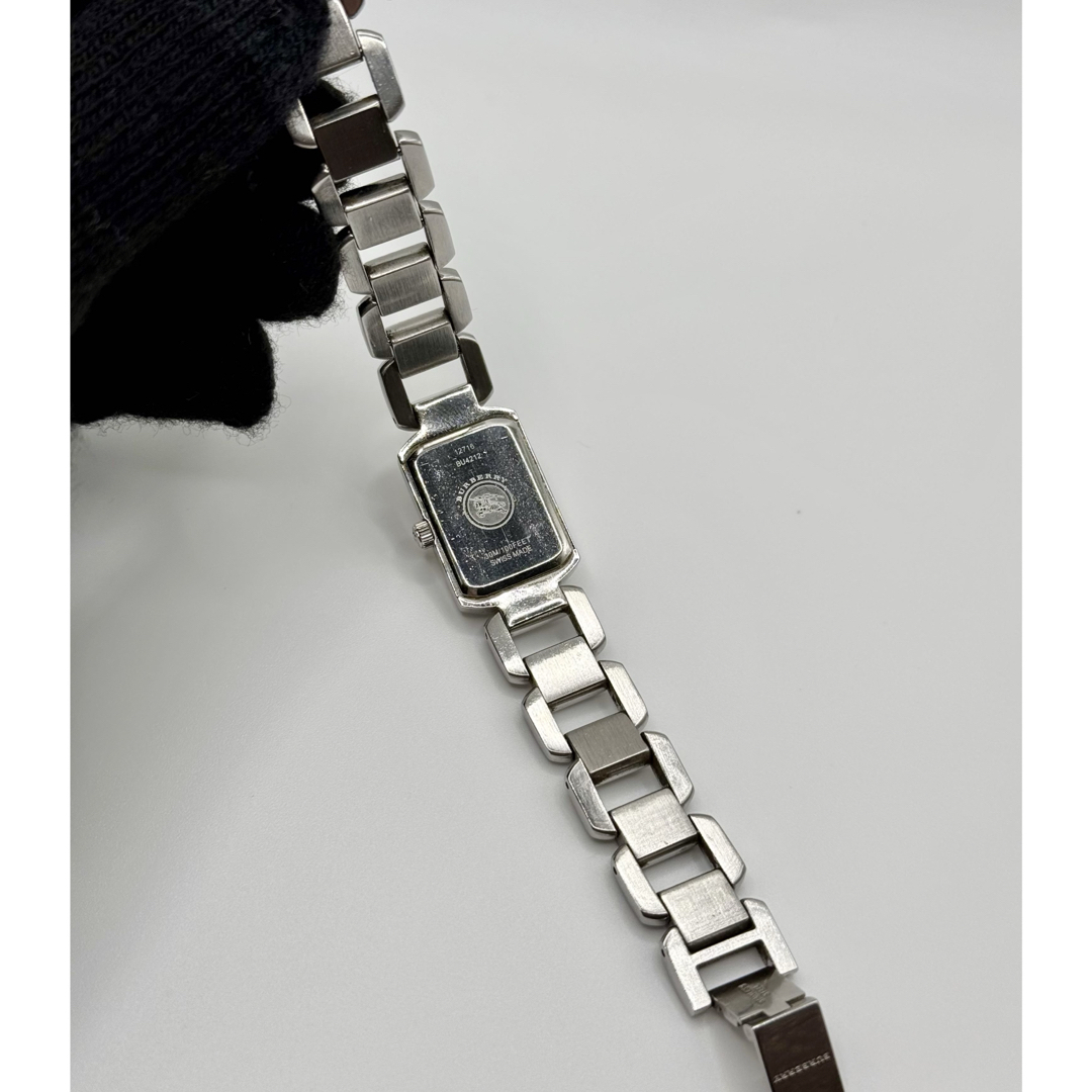 BURBERRY - BURBERRY バーバリー BU4212 アイボリー文字盤QZ BURBERRY - BURBERRY バーバリー BU4212 アイボリー文字盤QZ