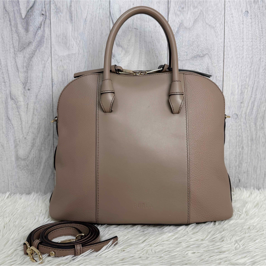 FURLA - 美品♡グレージュ♡FURLA フルラ ロゴ レザー 2way FURLA - 美品♡グレージュ♡FURLA フルラ ロゴ レザー 2way