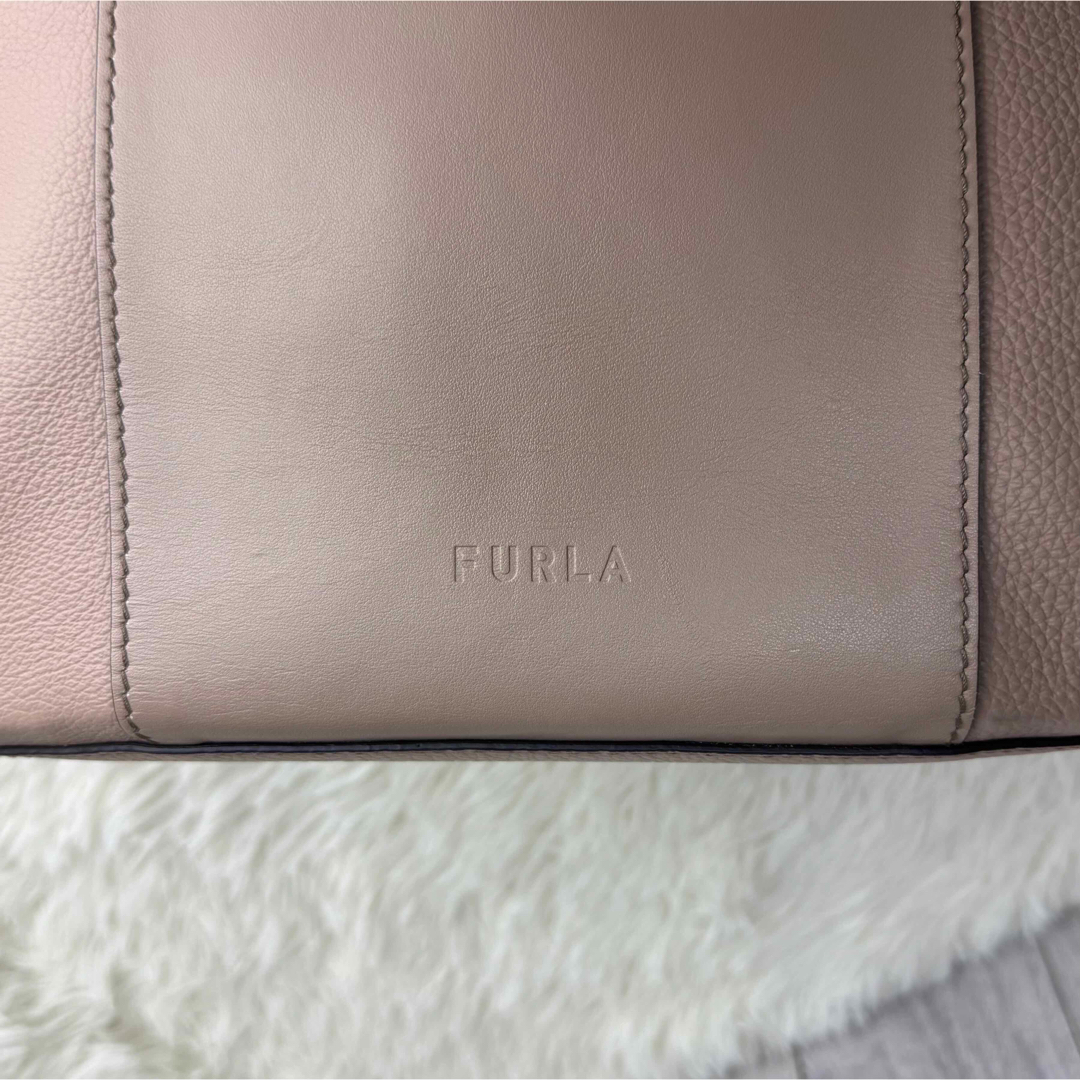 FURLA - 美品♡グレージュ♡FURLA フルラ ロゴ レザー 2way FURLA - 美品♡グレージュ♡FURLA フルラ ロゴ レザー 2way