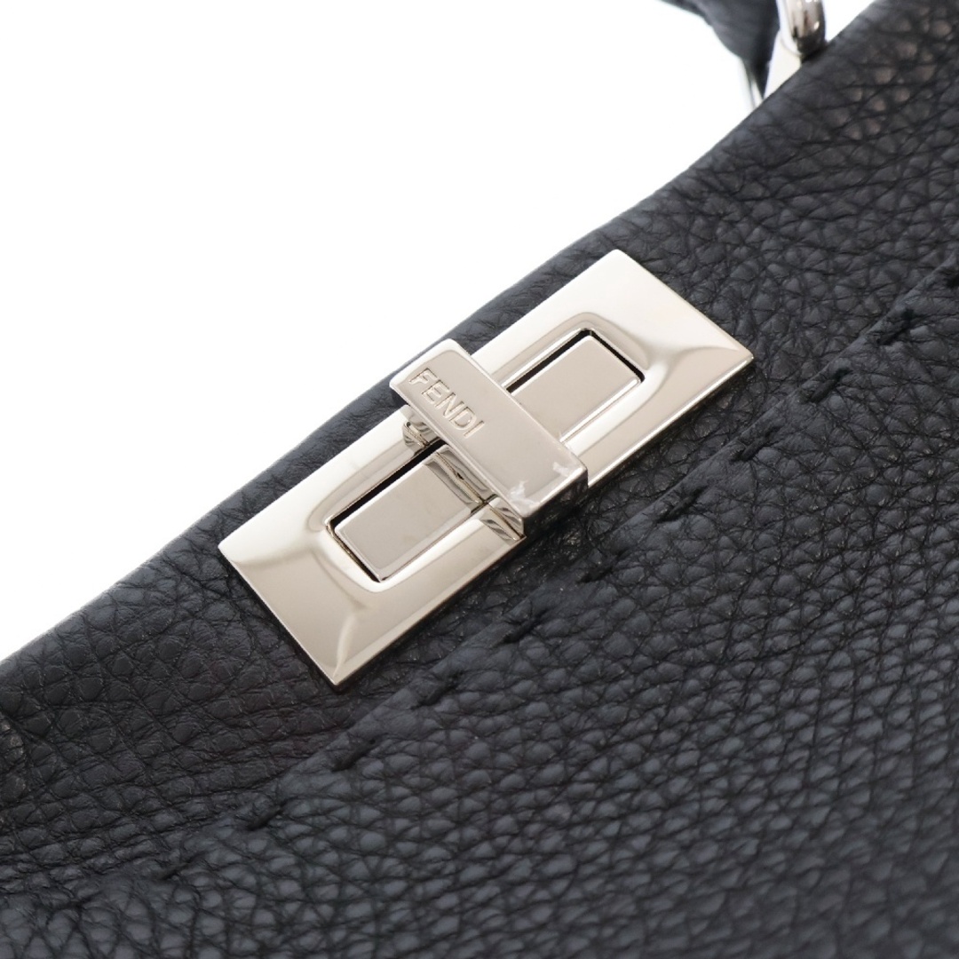FENDI - FENDI フェンディ ピーカブー セレリア ミディアム FENDI - FENDI フェンディ ピーカブー セレリア ミディアム