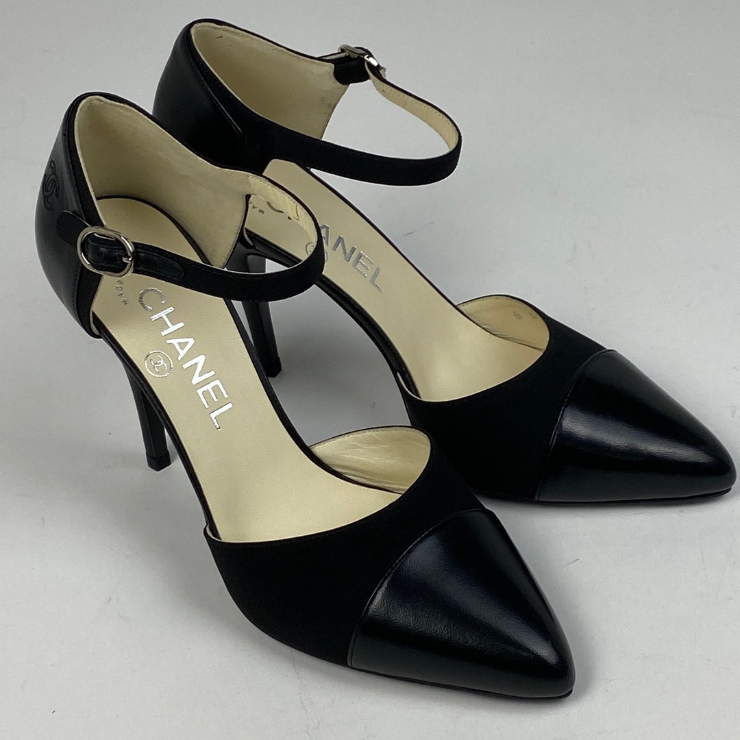 CHANEL - シャネル ココマーク パンプス レディース 【中古】の CHANEL - シャネル ココマーク パンプス レディース 【中古】の
