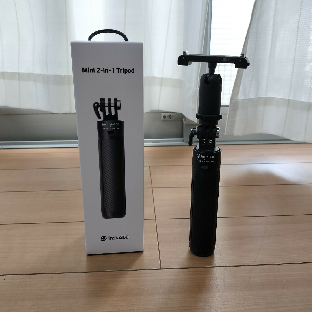 Insta360 ミニ見えない自撮り棒+三脚 CINSAAVB スマホ/家電/カメラのカメラ(その他)の商品写真