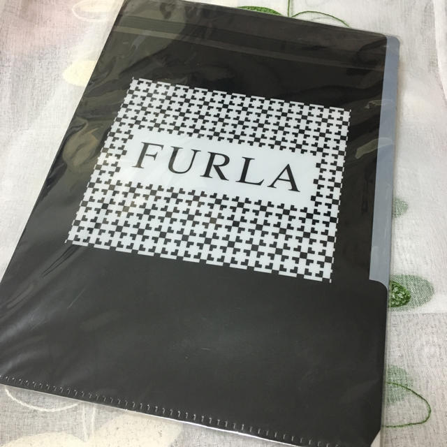 Furla(フルラ)の新品未開封 フルラ FURLA ファイル 非売品  エンタメ/ホビーのアニメグッズ(クリアファイル)の商品写真