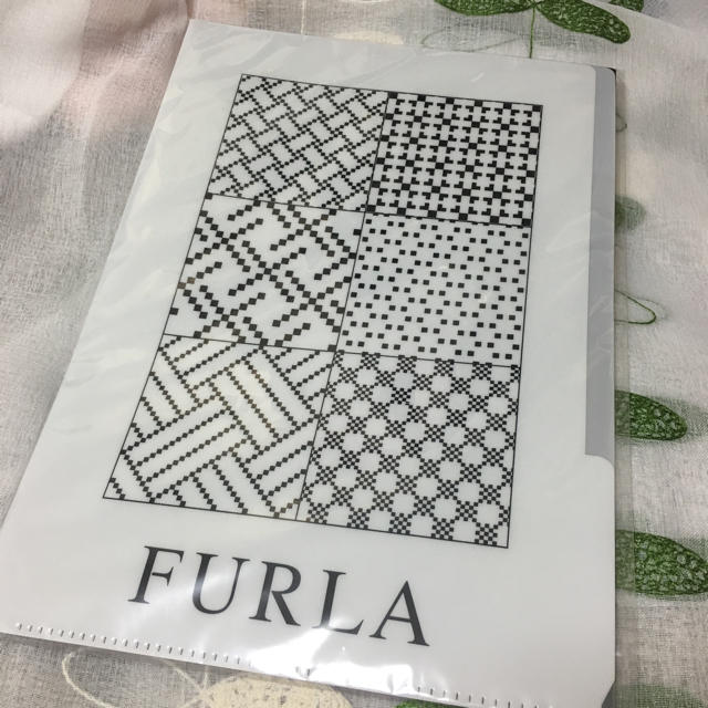 Furla(フルラ)の新品未開封 フルラ FURLA ファイル 非売品  エンタメ/ホビーのアニメグッズ(クリアファイル)の商品写真