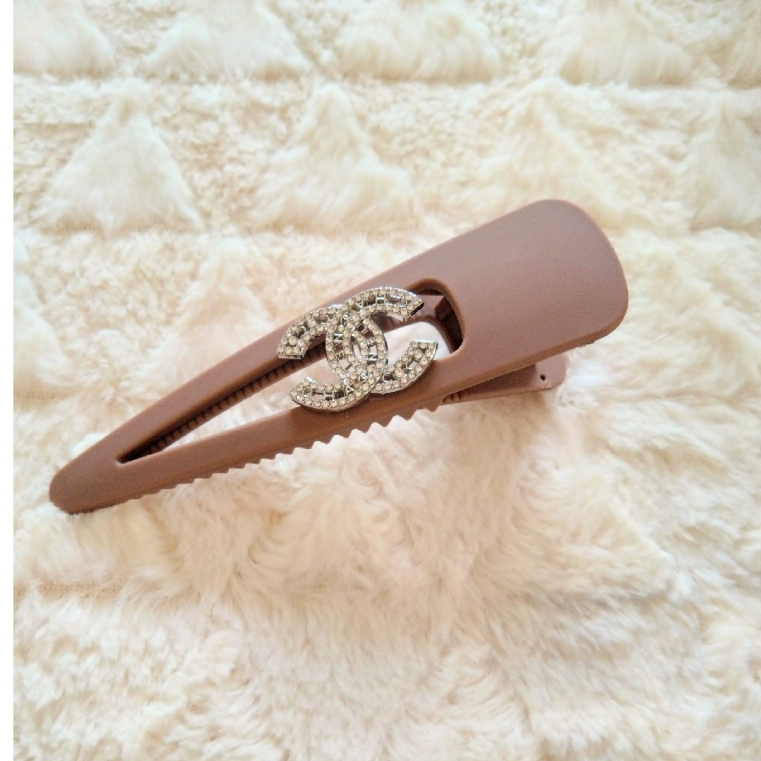 CHANEL - シャネル ヘアクリップ ノベルティの通販 by ヒロミ's CHANEL - シャネル ヘアクリップ ノベルティの通販 by ヒロミ's