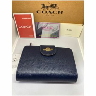 COACH - コーチ 可愛いハートチャーム 長財布の通販 by yellow COACH - コーチ 可愛いハートチャーム 長財布の通販 by yellow