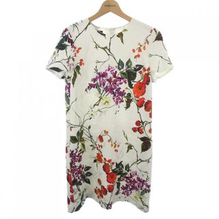 ESCADA - 美品 ESCADA エスカーダ リーフ柄 シルク100% Vネック ESCADA - 美品 ESCADA エスカーダ リーフ柄 シルク100% Vネック