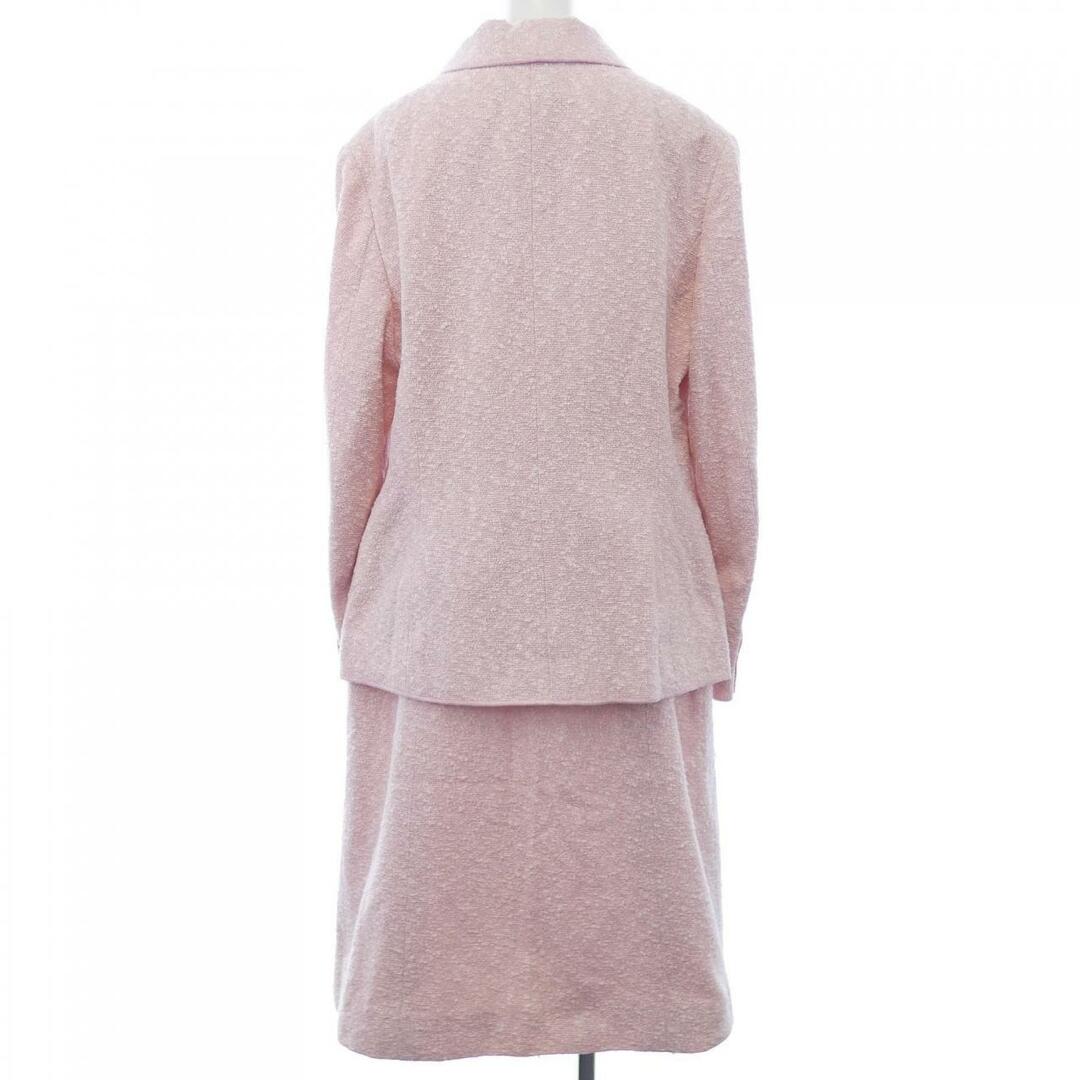 CHANEL - 【ヴィンテージ】シャネル CHANEL スーツの通販 by CHANEL - 【ヴィンテージ】シャネル CHANEL スーツの通販 by