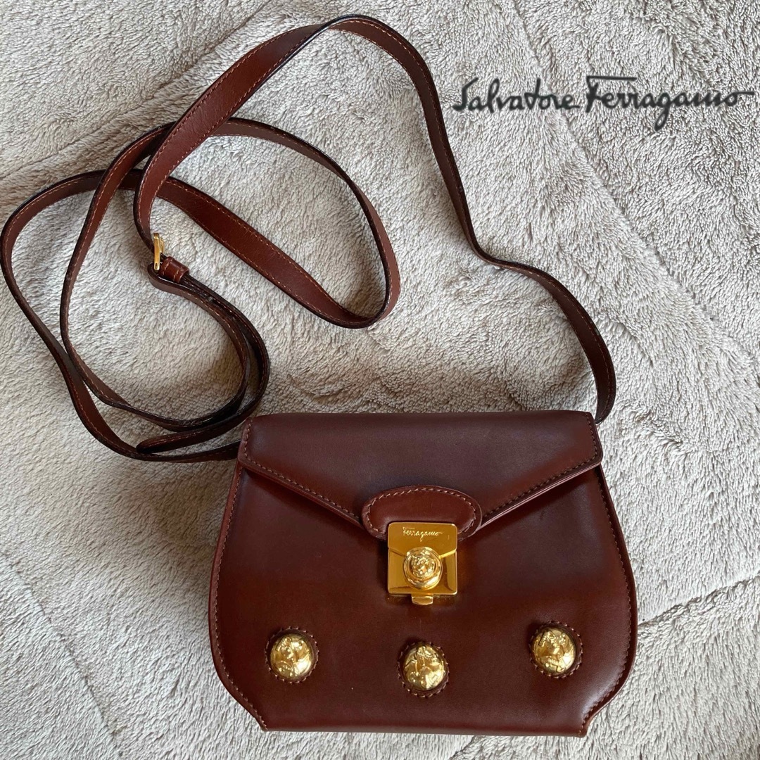 Salvatore Ferragamo - 美品 フェラガモ ショルダーバッグ ミニ Salvatore Ferragamo - 美品 フェラガモ ショルダーバッグ ミニ