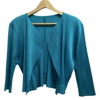 PLEATS PLEASE ISSEY MIYAKE(カーディガン)のフリマアイテム一覧 PLEATS PLEASE ISSEY MIYAKE(カーディガン)のフリマアイテム一覧