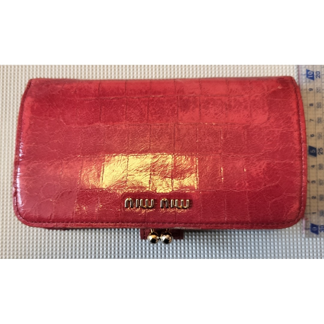 MIU MIU - miu miu ミュウミュウ がま口 コンパクト財布 人気 型 MIU MIU - miu miu ミュウミュウ がま口 コンパクト財布 人気 型