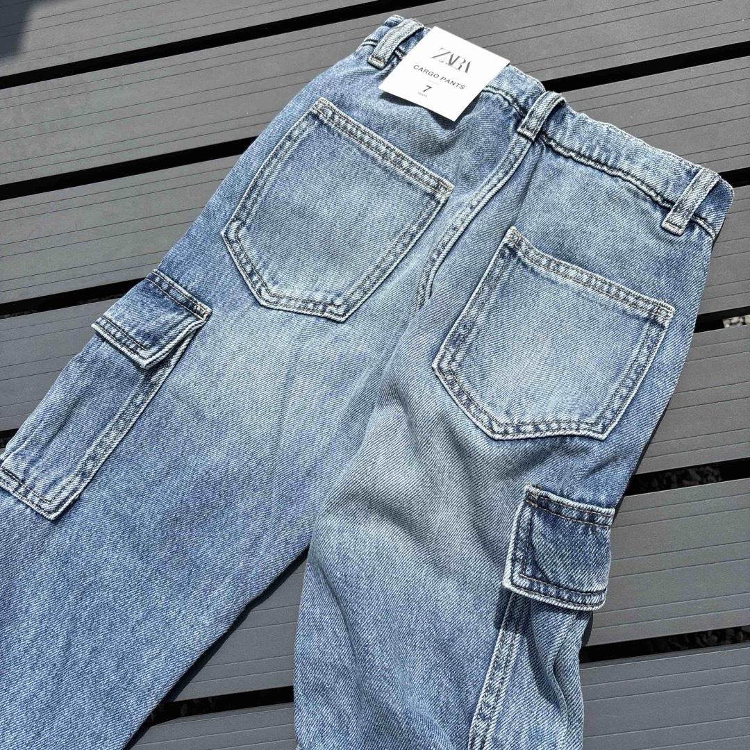 ZARA - ZARA カーゴデニムパンツ ライトブルー 4ポケット 122cm ZARA - ZARA カーゴデニムパンツ ライトブルー 4ポケット 122cm