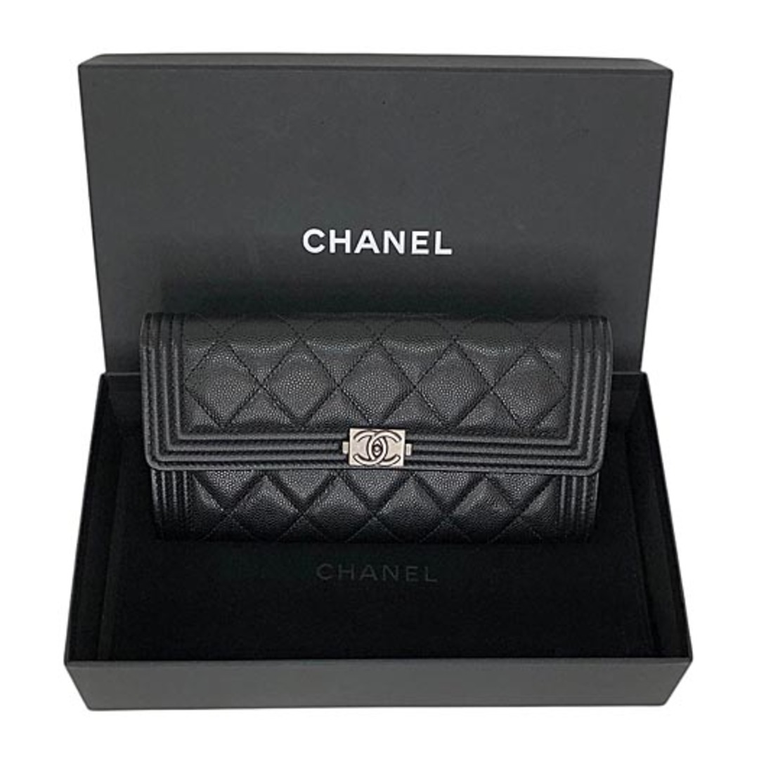 CHANEL - シャネル ボーイシャネル 二つ折り長財布 キャビア CHANEL - シャネル ボーイシャネル 二つ折り長財布 キャビア