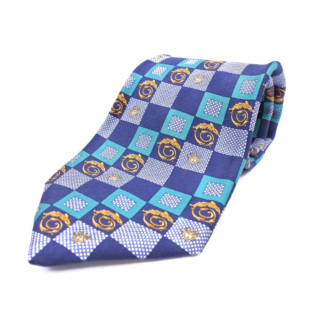 VERSACE - GIANNI VERSACE ジャンニ ヴェルサーチ シルク100% 総 VERSACE - GIANNI VERSACE ジャンニ ヴェルサーチ シルク100% 総