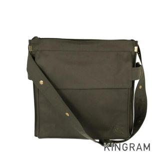 BURBERRY(バッグ ・ グリーン・カーキ/緑色系)のフリマ BURBERRY(バッグ ・ グリーン・カーキ/緑色系)のフリマ