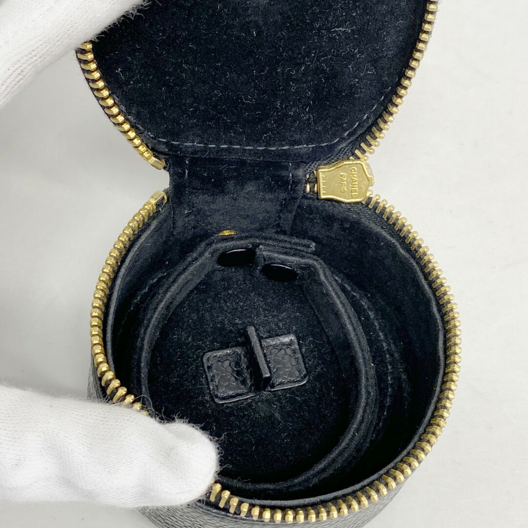 CHANEL - 【5db2976】シャネル ポーチ キャビアスキン ブラック CHANEL - 【5db2976】シャネル ポーチ キャビアスキン ブラック