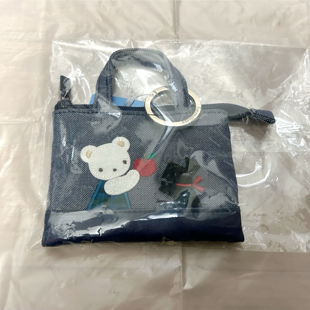 familiar - 新品 未使用ファミリア ミニデニムバッグ ポーチの familiar - 新品 未使用ファミリア ミニデニムバッグ ポーチの