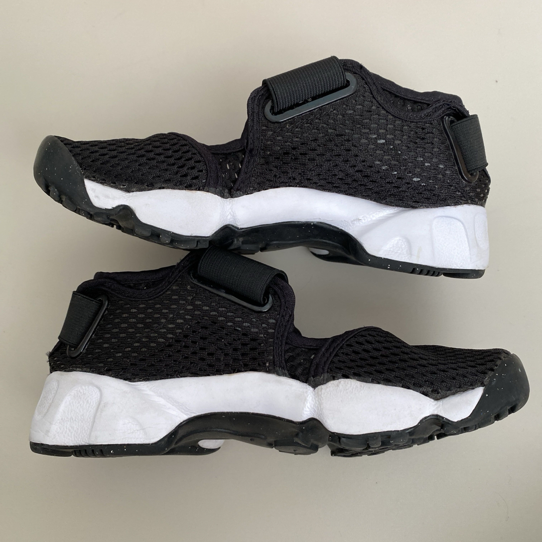 NIKE - NIKEエアリフト22の通販 by you's shop|ナイキならラクマ NIKE - NIKEエアリフト22の通販 by you's shop|ナイキならラクマ