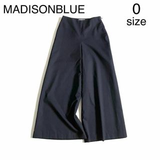 MADISONBLUE - タグ付き マディソンブルー 02M 人気パンツの通販 MADISONBLUE - タグ付き マディソンブルー 02M 人気パンツの通販