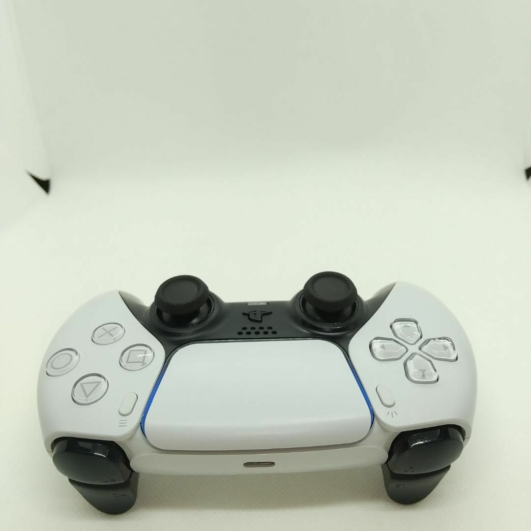 SONY(ソニー)の【ＳＯＮＹ純正】③PS5　デュアルセンス　DualSense 　ホワイト　白 エンタメ/ホビーのゲームソフト/ゲーム機本体(家庭用ゲーム機本体)の商品写真