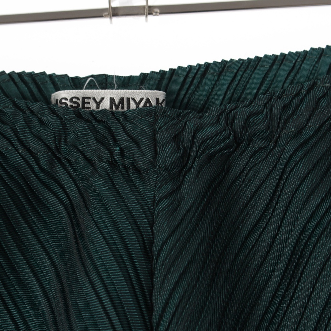 ISSEY MIYAKE - イッセイミヤケ 19年 3Dスチーム ストレッチ ISSEY MIYAKE - イッセイミヤケ 19年 3Dスチーム ストレッチ