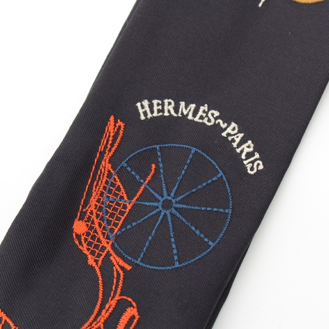 HERMES - エルメス 25SS ロングツイリー シルク A Toute Berline HERMES - エルメス 25SS ロングツイリー シルク A Toute Berline