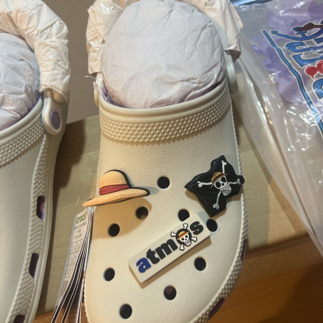 crocs - ONE PIECE x atmos x Crocs Classic Clog の通販 by crocs - ONE PIECE x atmos x Crocs Classic Clog の通販 by