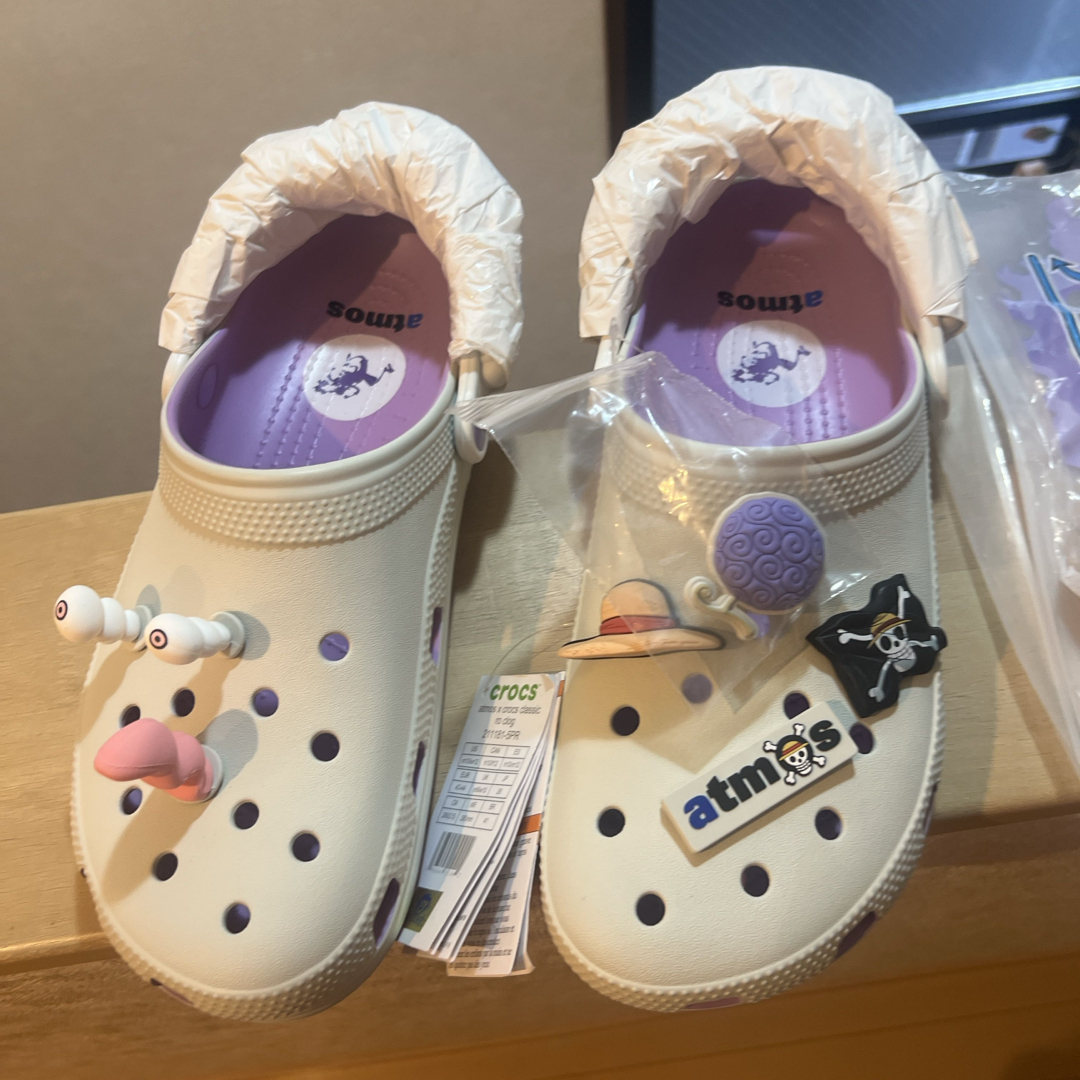 crocs - ONE PIECE x atmos x Crocs Classic Clog の通販 by crocs - ONE PIECE x atmos x Crocs Classic Clog の通販 by