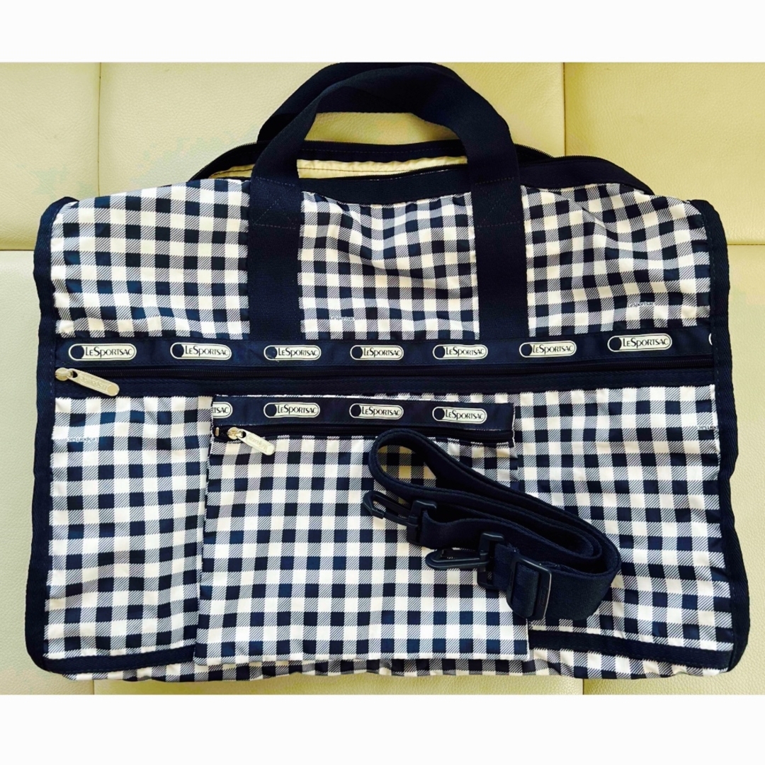 LeSportsac - レスポートサック ラージウィークエンダーの通販 LeSportsac - レスポートサック ラージウィークエンダーの通販