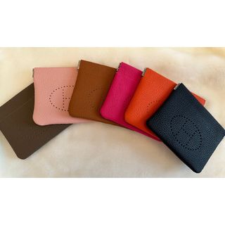 LOEWE - LOEWE ロエベ スナフジタ うさぎクッキーコインケース LOEWE - LOEWE ロエベ スナフジタ うさぎクッキーコインケース