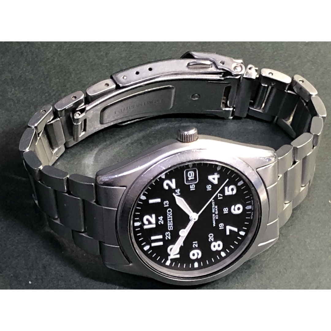 SEIKO - 完動良品 SEIKO ミリタリー 黒文字盤 7N42-8260 SBCA001 SEIKO - 完動良品 SEIKO ミリタリー 黒文字盤 7N42-8260 SBCA001