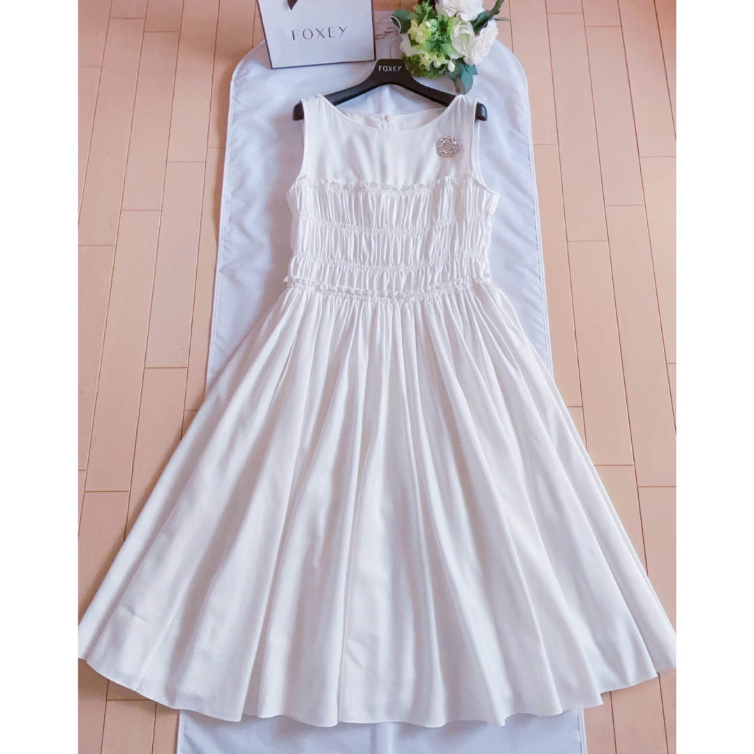 FOXEY - FOXEY スプリングピクニックワンピース希少42新品同様 FOXEY - FOXEY スプリングピクニックワンピース希少42新品同様