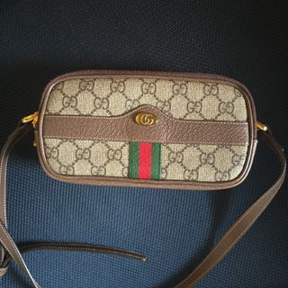GUCCI - 美品✨️レア✨️ OLD GUCCI ショルダーバッグ カメラ GUCCI - 美品✨️レア✨️ OLD GUCCI ショルダーバッグ カメラ
