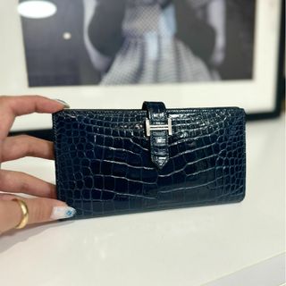 HERMES(ブルー・ネイビー/青色系)のフリマアイテム一覧 HERMES(ブルー・ネイビー/青色系)のフリマアイテム一覧